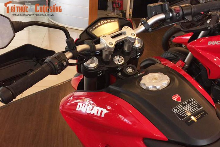 Ducati Hyperstrada 939 dau tien ve Viet Nam gia 500 trieu dong-Hinh-5